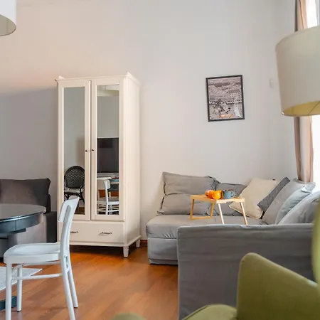 Florianska Old Town Apartment